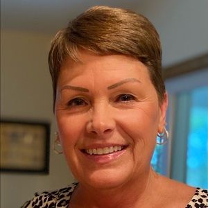 Meet your Posher, Kim